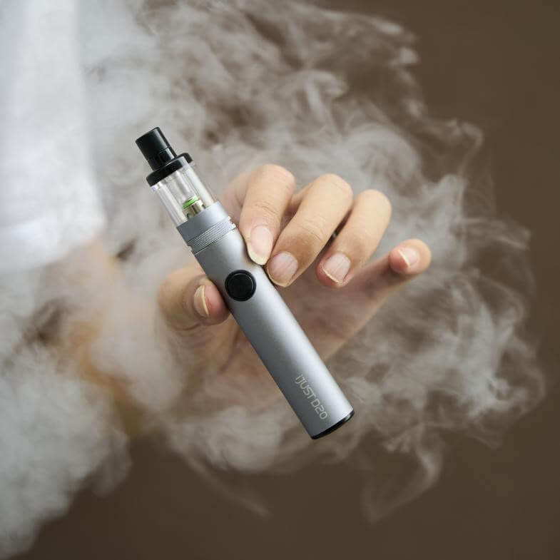 Eleaf iJust D20 features button-activated and draw-activated